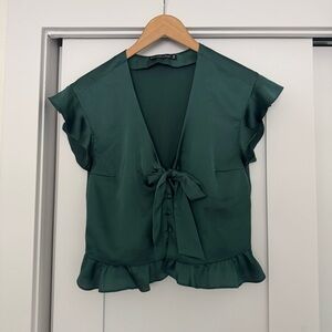 Abercrombie and Fitch Green‎ Front Tie Blouse Size Medium